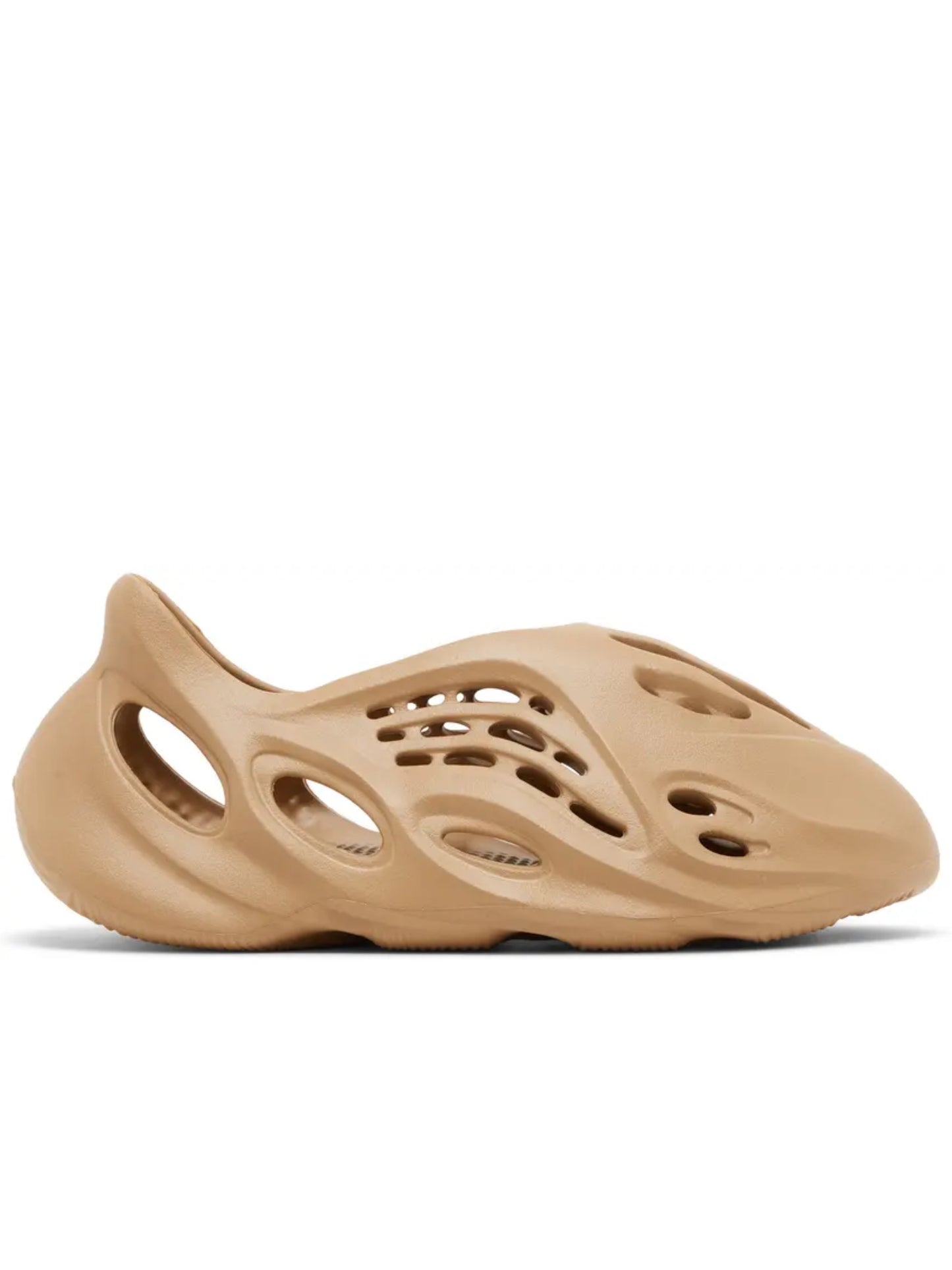 Yeezy Foam RNR Clay Taupe GV6842