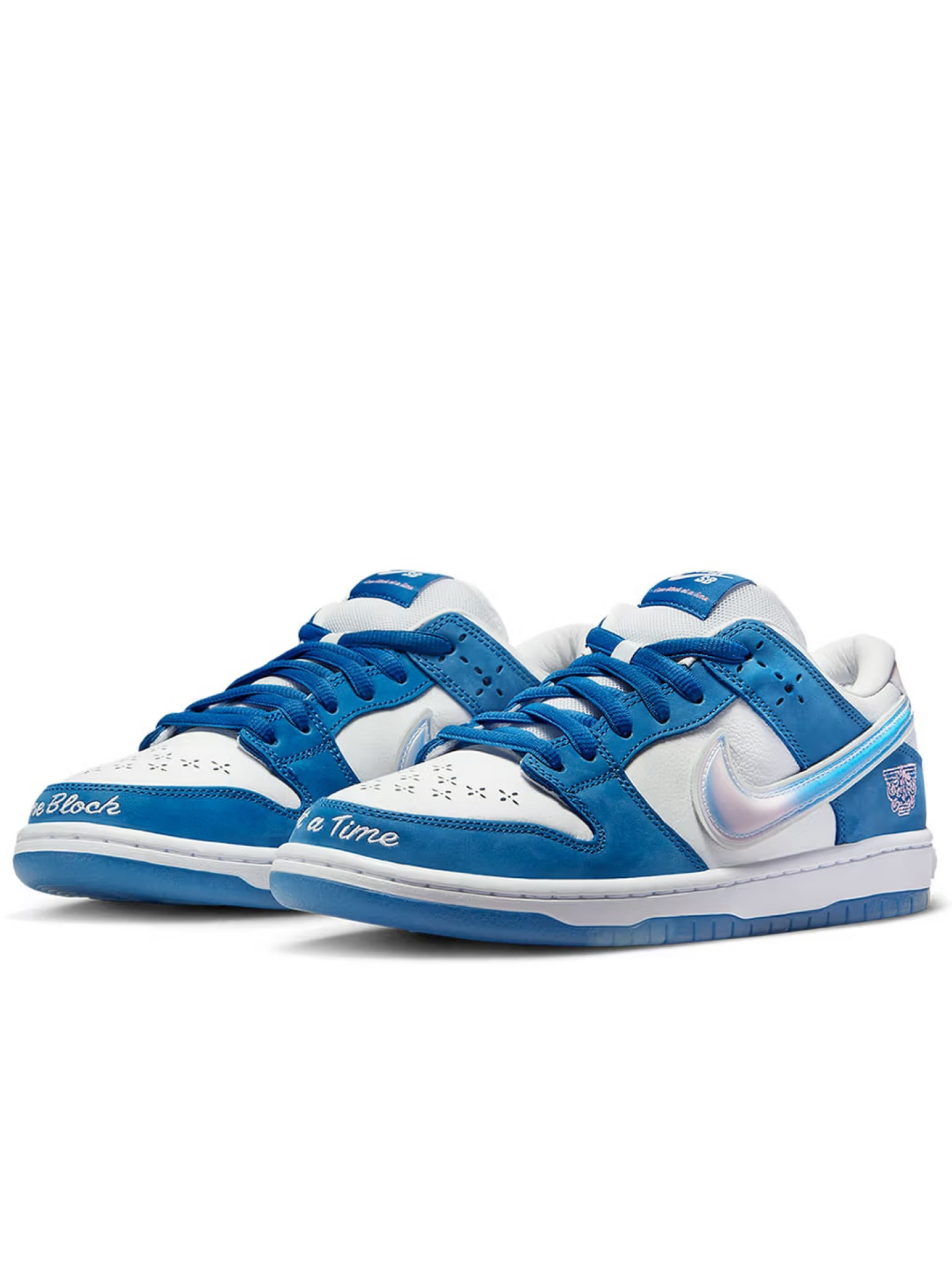 Nike SB Dunk Low Born X Raised One Block At A Time FN7819-400