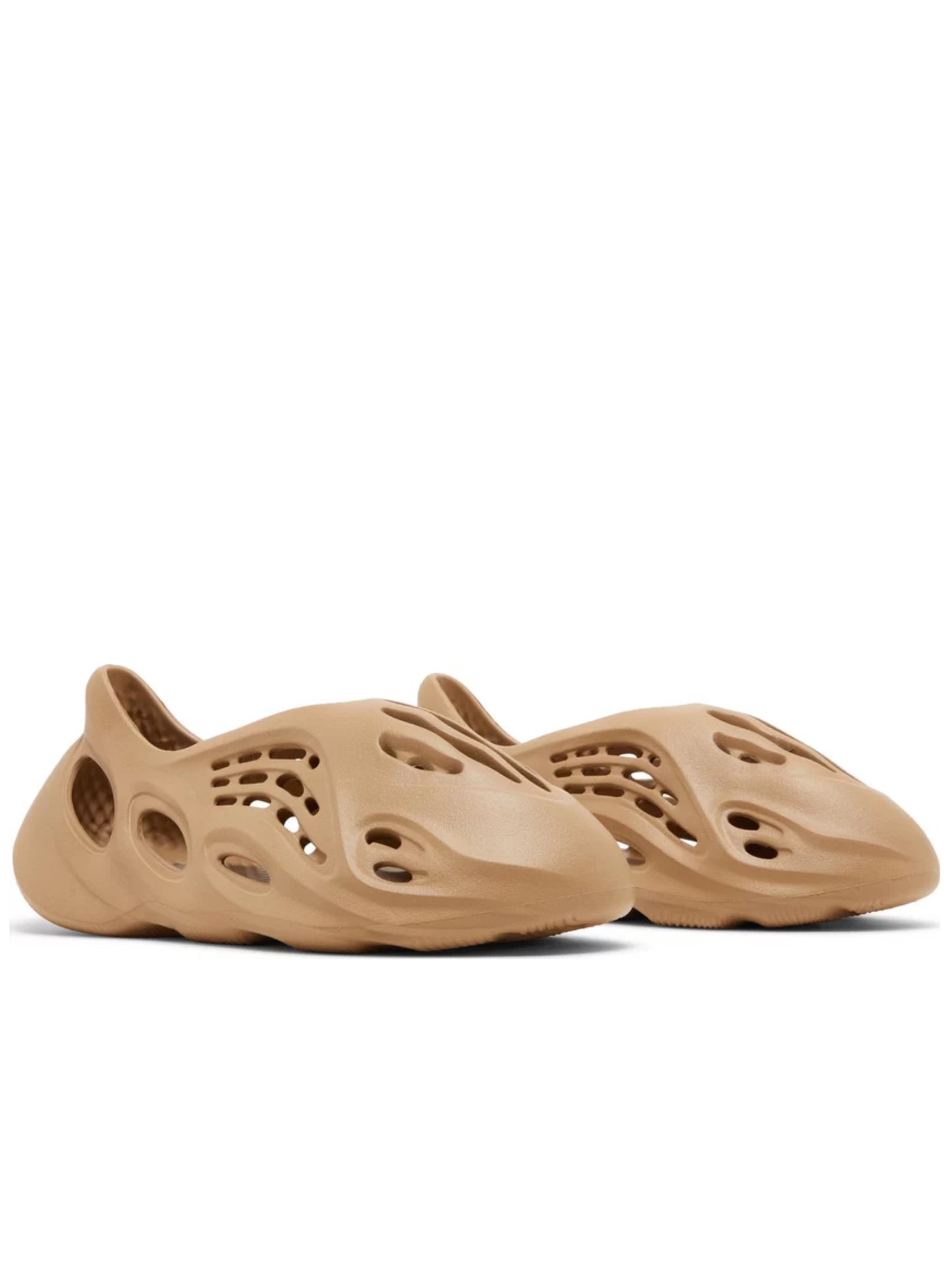 Yeezy Foam RNR Clay Taupe GV6842
