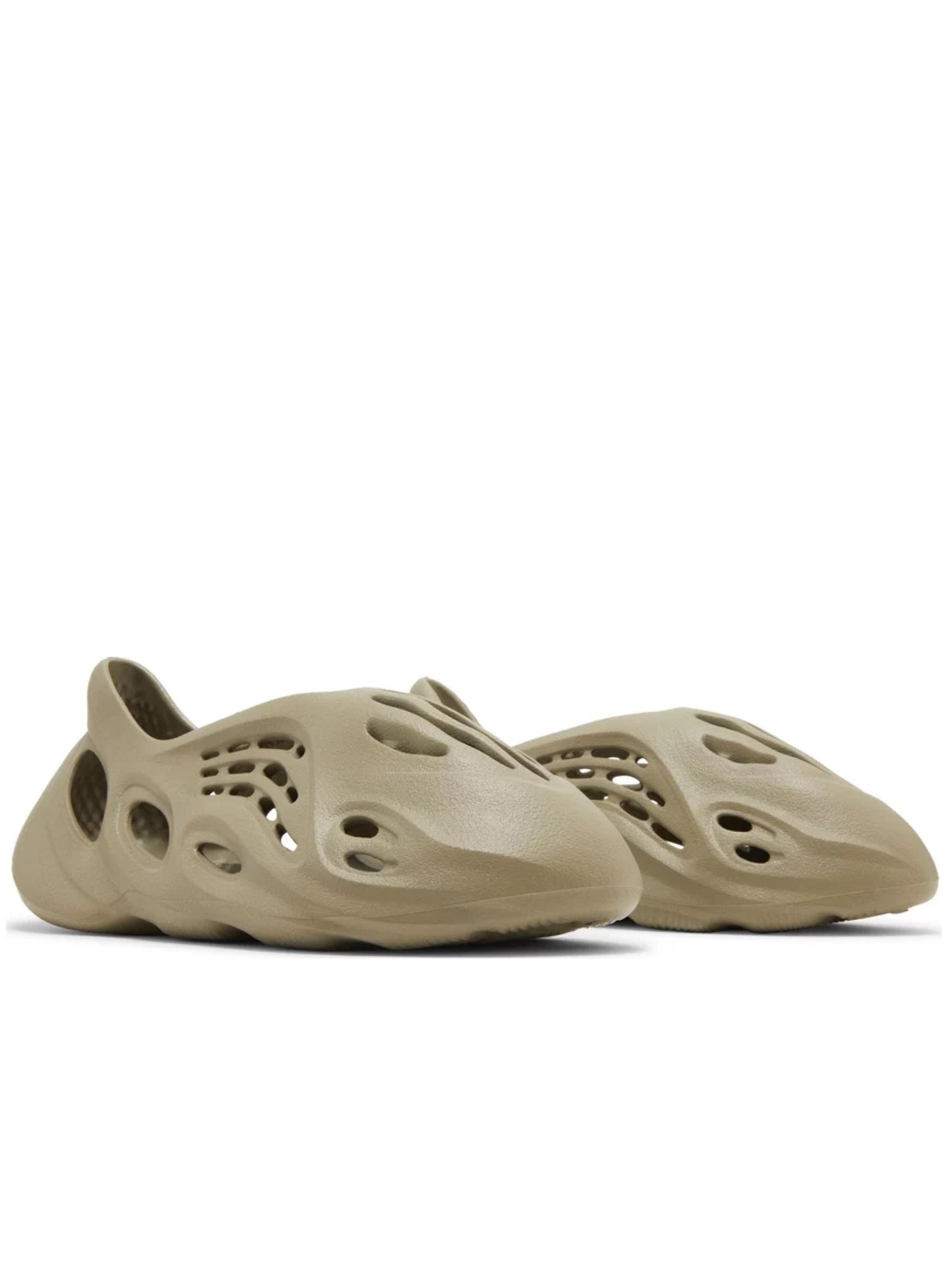 Yeezy Foam RNR Stone Salt  GV6840