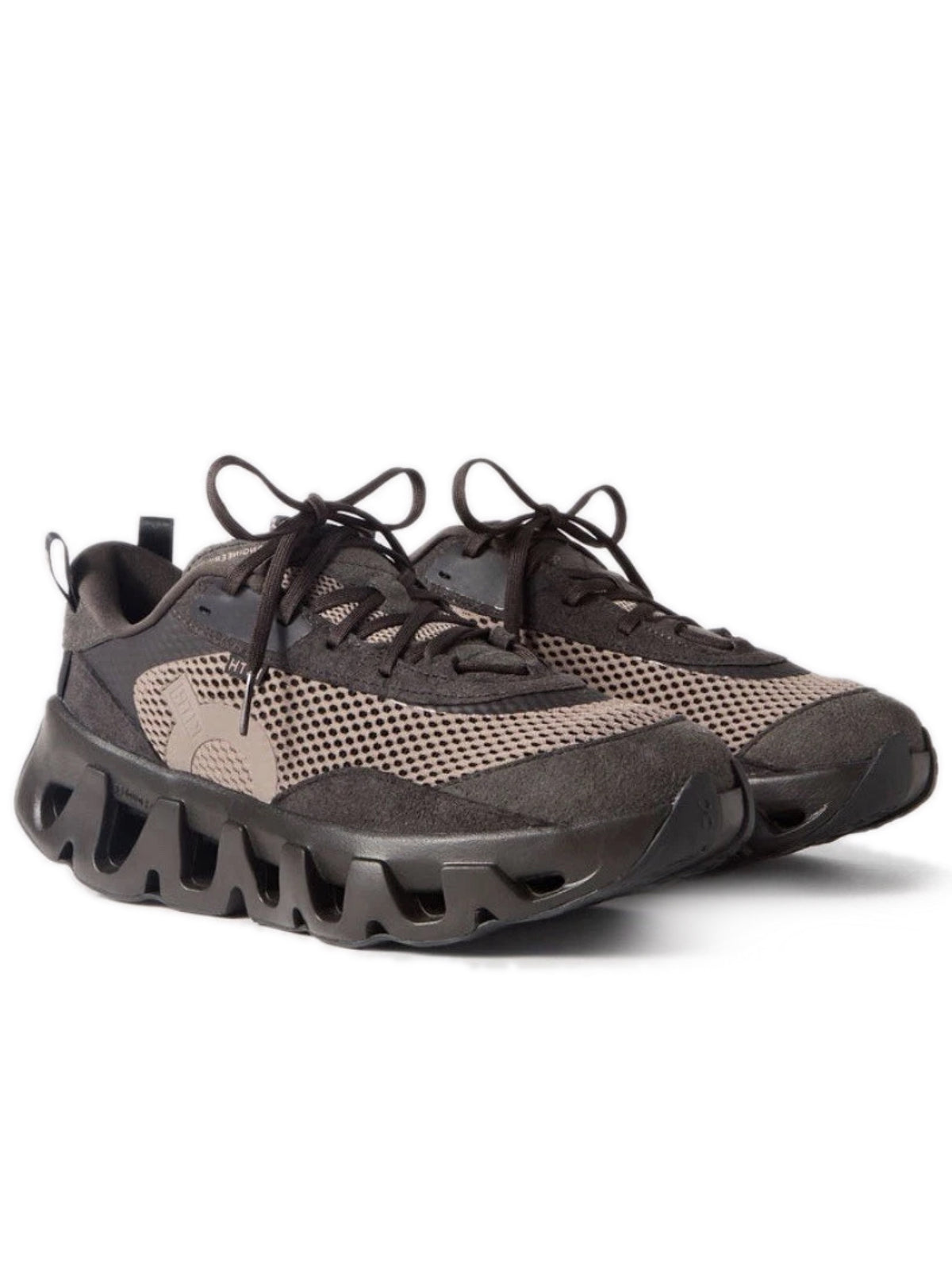 On x Kith K-Tech 2 Thorn Ganache 3MG10844969