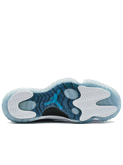 Air Jordan 11 Retro Pantone 689479-405