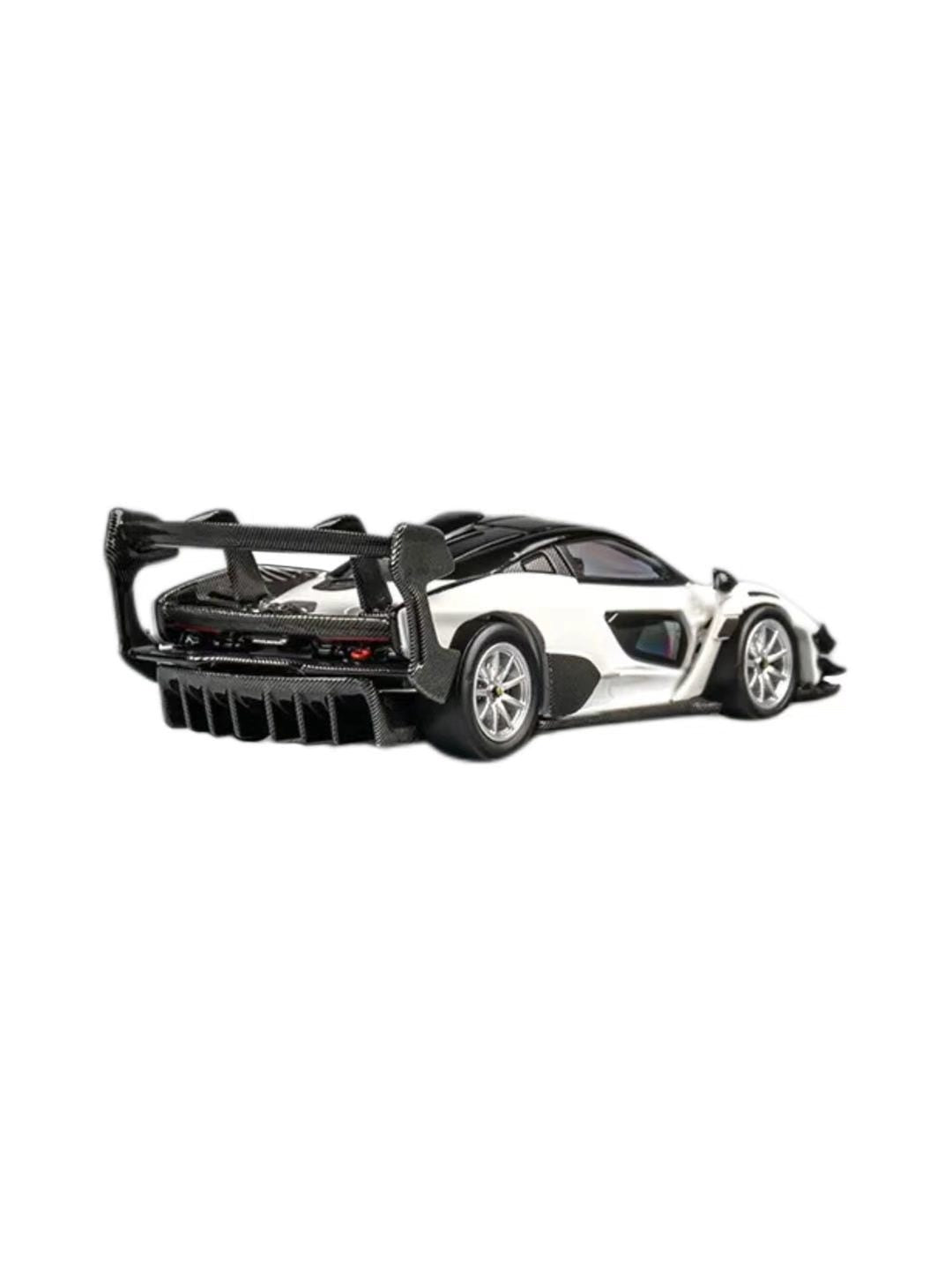 C-CM 1:64 McLaren Senna GTR White S05
