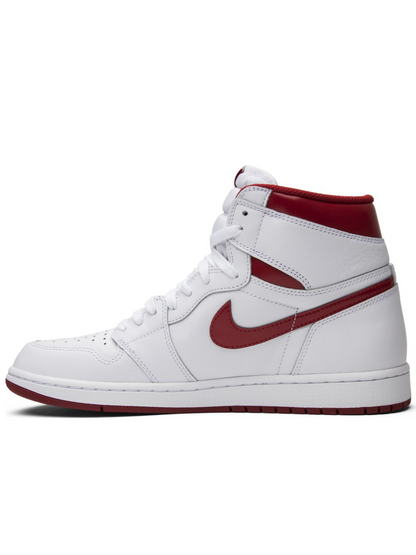 Air Jordan 1 Retro Metallic Red (2017) 555088-103