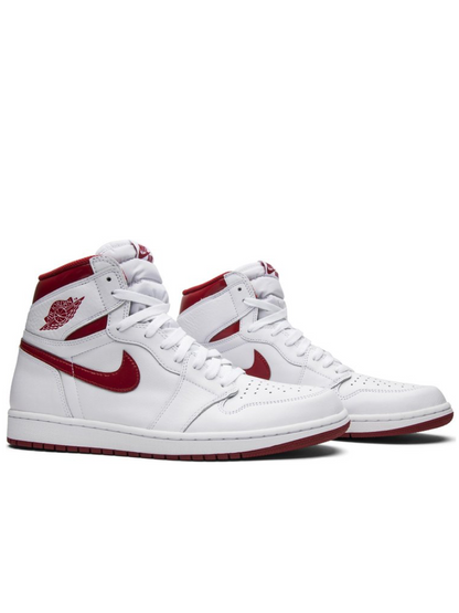 Air Jordan 1 Retro Metallic Red (2017) 555088-103