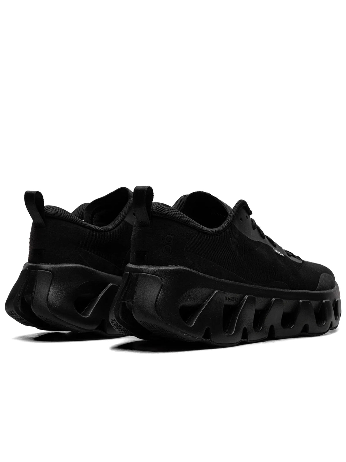 On x Kith K-Tech 1 Black 3MG10771043